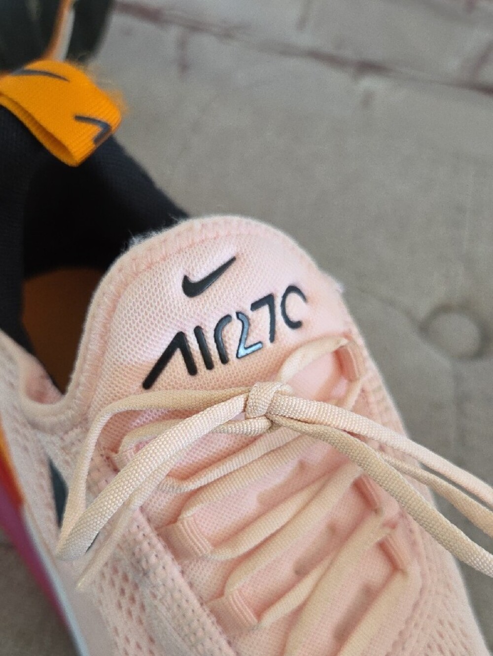 Nike Women’s Peach Knit Sneakers with Orange Heel and Pink Air Unit - Picture 7 of 9